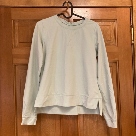 Lululemon Mint Colored Pull Over, Size M - Picture 7 of 10